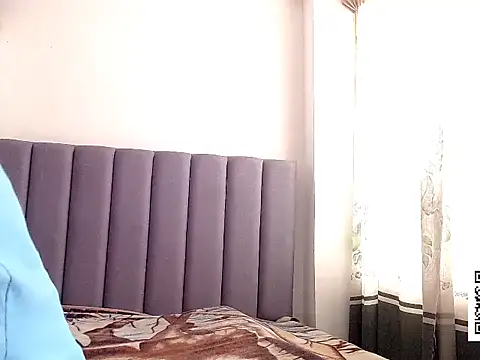 saara johnson496 online show from 01.13.26