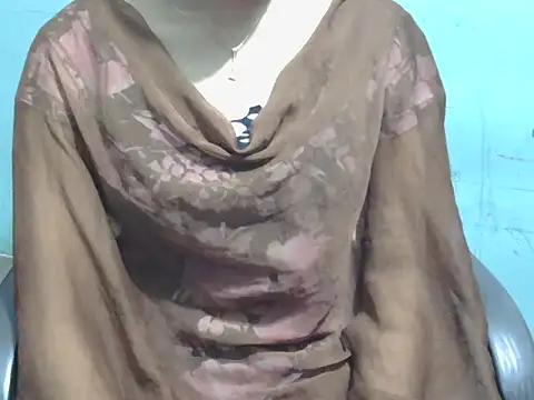 Snapshot of lovely_soniya chatting on 09.22.25 lovely soniya online show from 09.22.25