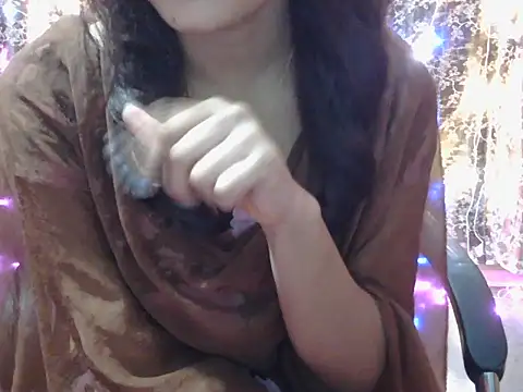 Snapshot of lovely_soniya chatting on 11.30.25 lovely soniya online show from 11.30.25