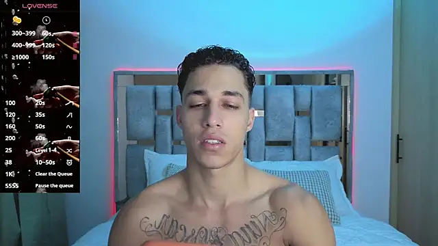 Snapshot of orionblaze69_ chatting on 09.24.25 orionblaze69 online show from 09.24.25