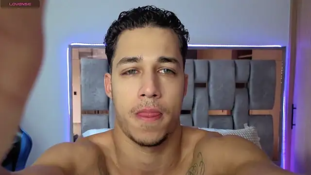 Snapshot of orionblaze69_ chatting on 10.22.25 orionblaze69 online show from 10.22.25