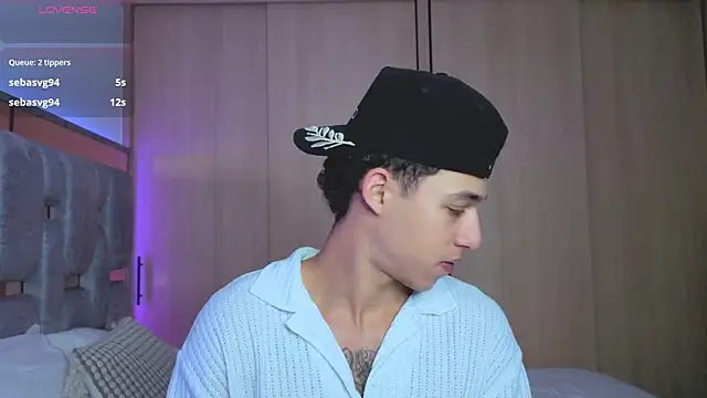 Snapshot of orionblaze69_ chatting on 11.21.25 orionblaze69 online show from 11.21.25