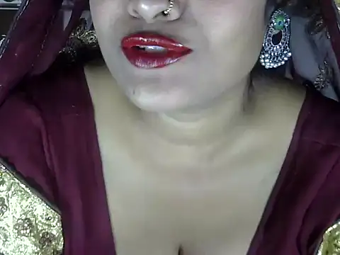 hotee bhabi online show from 12.18.25