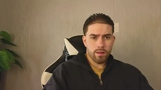 Snapshot of Ades_Lowe chatting on 11.15.25 Ades Lowe online show from 11.15.25