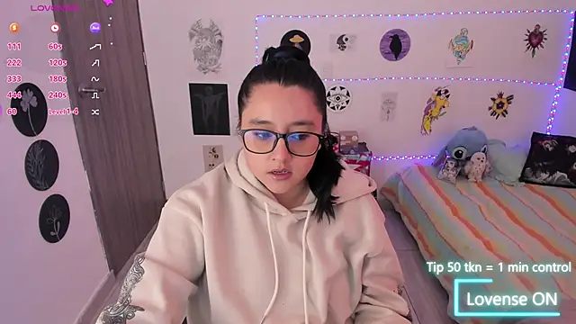 Snapshot of Cherry_blush_ chatting on 06.05.26 Cherry blush online show from 06.05.26