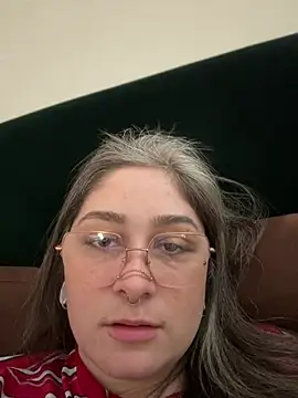 Snapshot of Alix_Valentine chatting on 02.15.26 Alix Valentine online show from 02.15.26