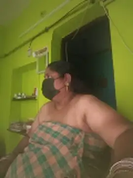 Snapshot of Villageanuty chatting on 02.11.26 Villageanuty online show from 02.11.26