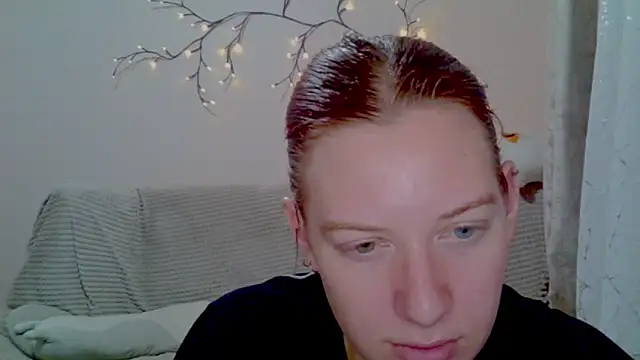 Lily Ember online show from 03.14.26