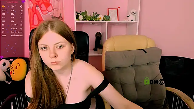 Snapshot of inga_gree chatting on 09.14.25 inga gree online show from 09.14.25