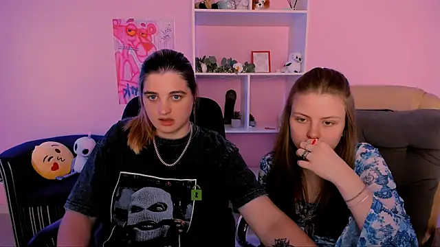 Snapshot of inga_gree chatting on 09.19.25 inga gree online show from 09.19.25