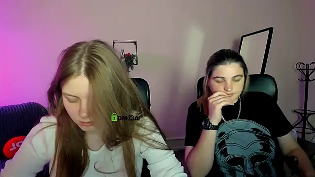 Snapshot of inga_gree chatting on 09.24.25 inga gree online show from 09.24.25