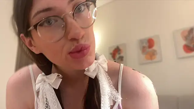 Kelly Berry   online show from 11.26.25