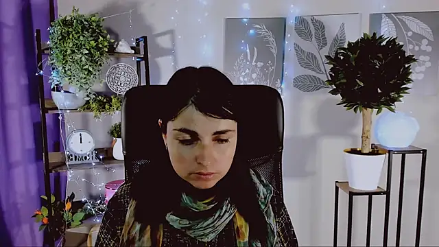 MartaEdams online show from 04.22.26