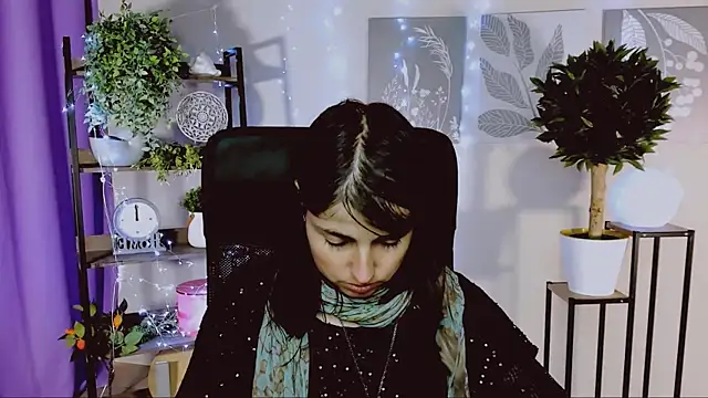 MartaEdams online show from 04.23.26