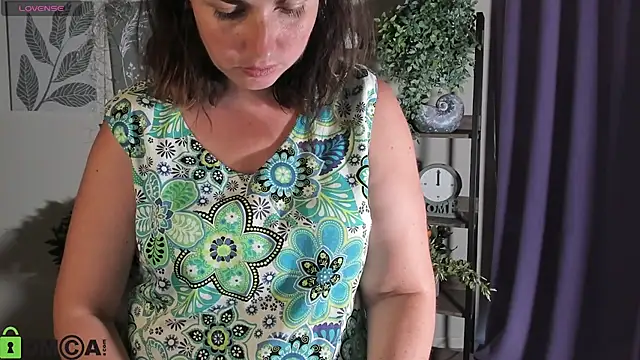 Snapshot of MartaEdams chatting on 07.28.26 MartaEdams online show from 07.28.26