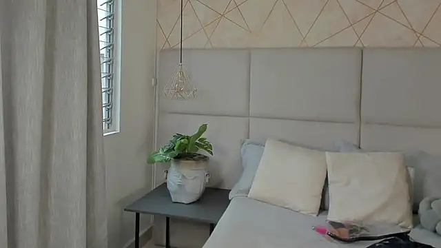 SamayRyann online show from 06.25.26
