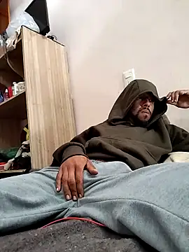 Snapshot of wolfsexmxn chatting on 09.28.25 wolfsexmxn online show from 09.28.25