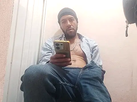 Snapshot of wolfsexmxn chatting on 11.26.25 wolfsexmxn online show from 11.26.25