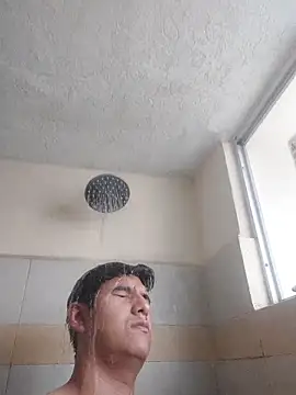 juicysmalls online show from 12.21.25