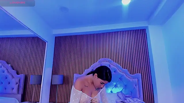 SelenaStonne online show from 12.04.25