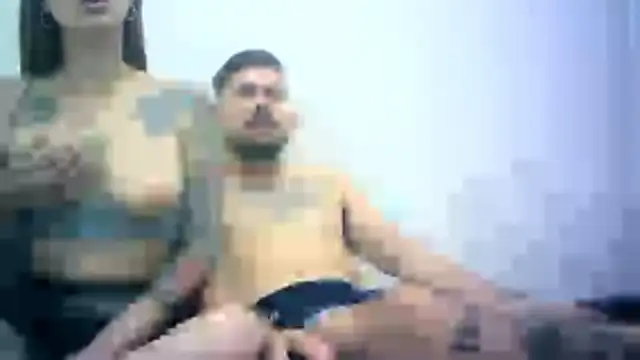 Snapshot of parejajuguetona420 chatting on 11.18.25 parejajuguetona420 online show from 11.18.25