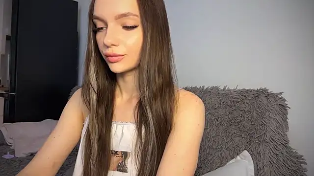 litlle angelll online show from 09.15.25