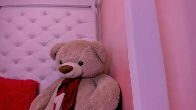 eimy skinny  online show from 04.16.26