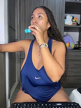 Mia sweet80 online show from 12.17.25