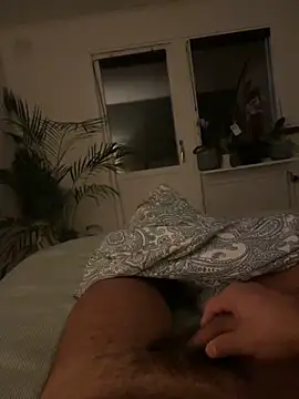 latina-pene online show from 10.30.25