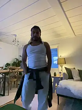 latina-pene online show from 01.10.26