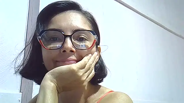 Snapshot of Luana_sexy42 chatting on 05.24.26 Luana sexy42 online show from 05.24.26