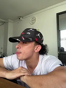 Snapshot of Jacobs0 chatting on 06.17.26 Jacobs0 online show from 06.17.26
