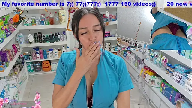 Snapshot of swmilena_hot_ chatting on 10.25.25 swmilena hot online show from 10.25.25