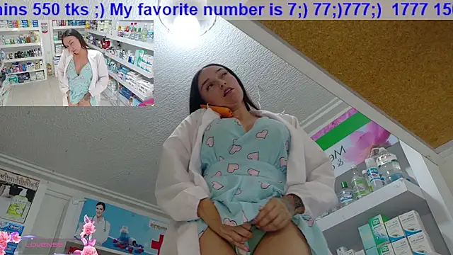 Snapshot of swmilena_hot_ chatting on 11.21.25 swmilena hot online show from 11.21.25