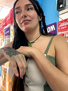 Snapshot of swmilena_hot_ chatting on 11.23.25 swmilena hot online show from 11.23.25