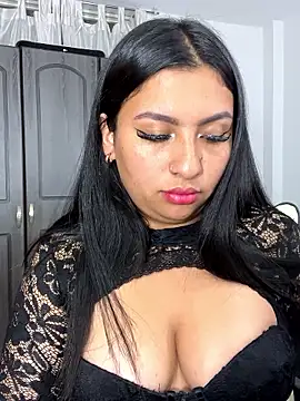 Issa Santana online show from 11.08.25