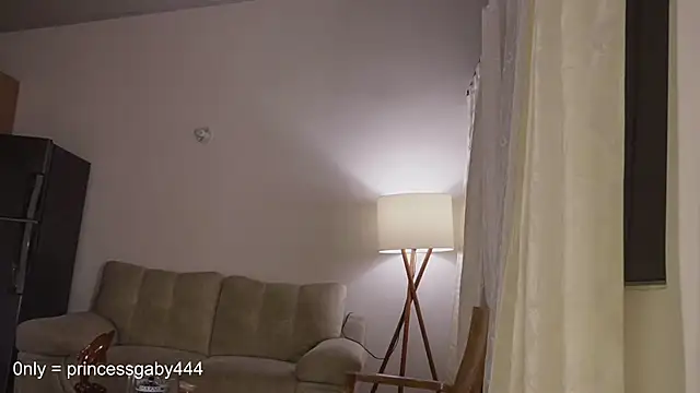 Snapshot of 4444ngel chatting on 10.11.25 4444ngel online show from 10.11.25