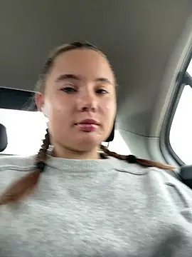 StephanieMur online show from 09.24.25