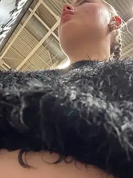 StephanieMur online show from 09.28.25