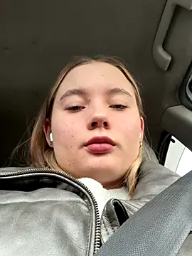 StephanieMur online show from 11.13.25