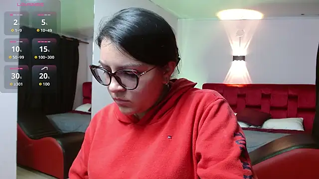 Sahamara 07 online show from 10.15.25