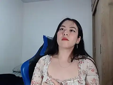 EloiseJun online show from 01.10.26