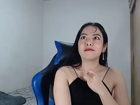 EloiseJun online show from 02.12.26