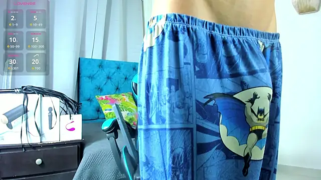  taylor black online show from 09.16.25