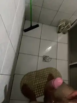 thomasllucas online show from 12.18.25