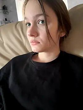 MichelleRoux online show from 09.29.25