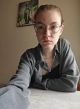 Snapshot of _arigins_ chatting on 09.29.25 arigins online show from 09.29.25