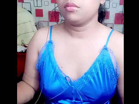 LushVamp online show from 09.16.25