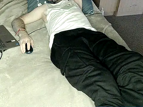 Snapshot of bul_boy chatting on 03.14.26 bul boy online show from 03.14.26