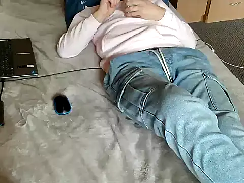 Snapshot of bul_boy chatting on 03.23.26 bul boy online show from 03.23.26